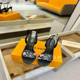 Picture of Louis Vuitton Shoes _SKULVsz35-405CM9CMYF071112469
